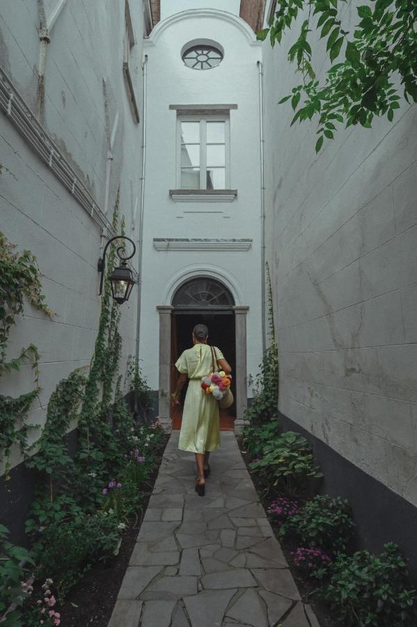 Flora Hotel Antwerpen Eksteriør billede